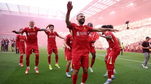 Premier League Champion Trends: Liverpool or Manchester City?