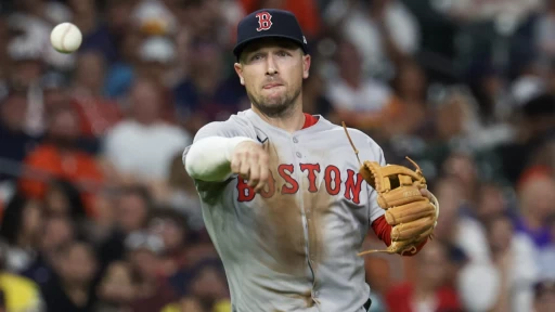 Ranking the Top 7 MLB Free Agent 3rd Basemen for 2025 Offseason