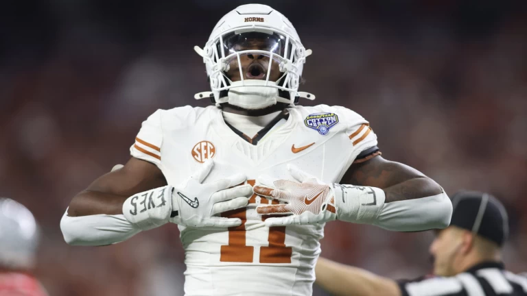 ESPN Reveals Top 25 College Football Player Rankings Ahead of 2025 Season