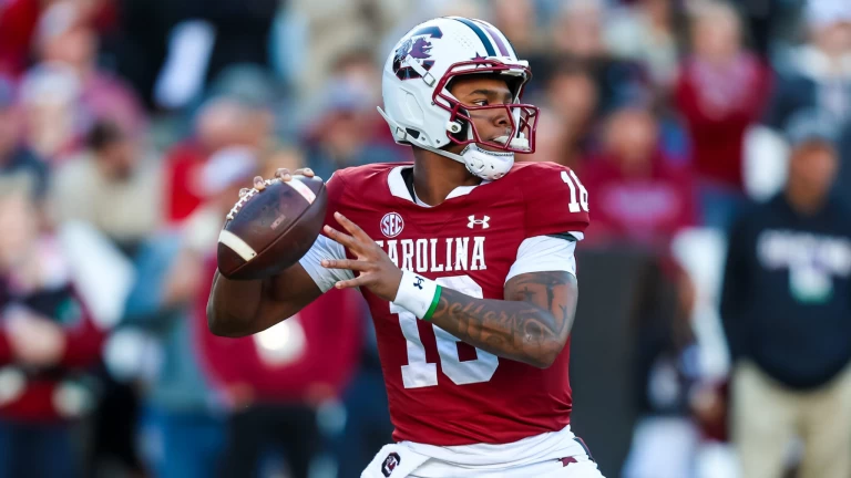 Ranking Every Projected Starting College Football Quarterback for 2025