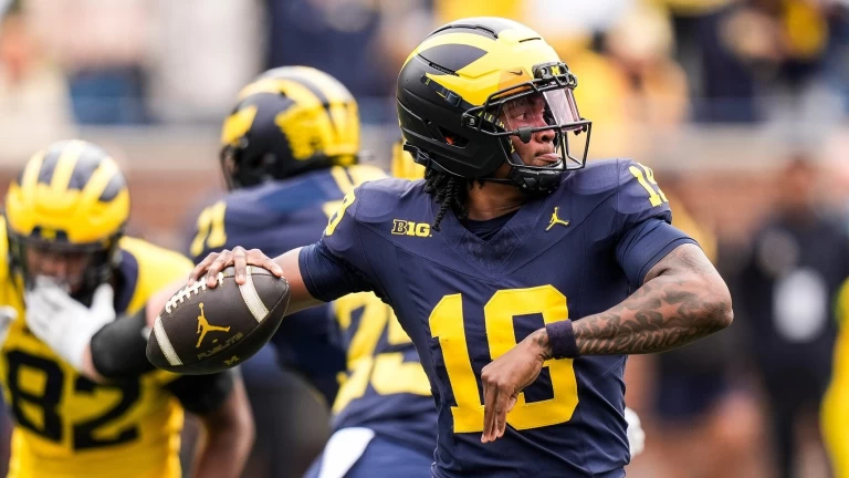 Big Ten Football Futures Season Win Total Predictions: Top 8 Best Bets