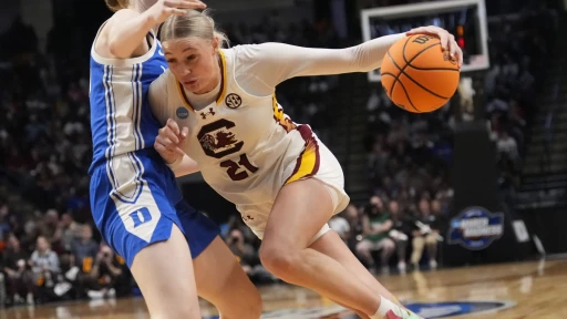 Top 100 Women's College Basketball NIL Rankings: Chloe Kitts Cashing