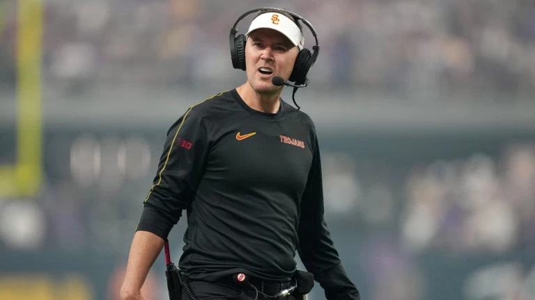 ESPN Reveals College Football Hot Seats Highlighting Potential Blue-Blood Turnover