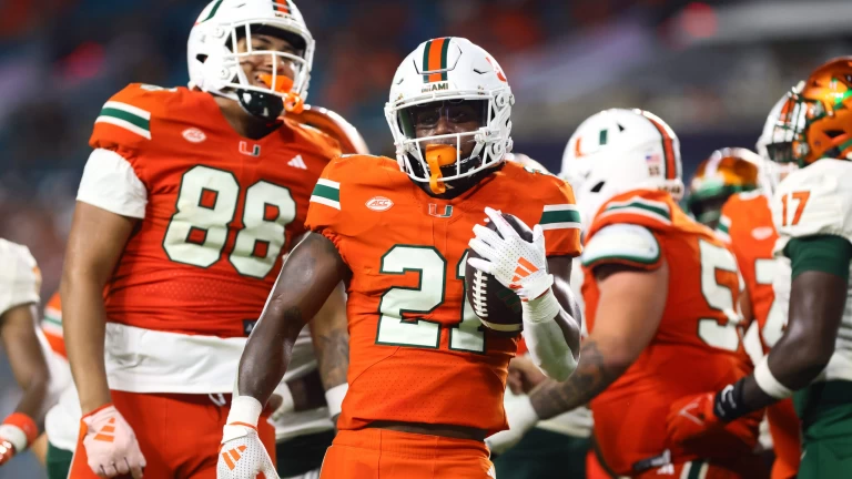 No. 6 Notre Dame at No. 10 Miami Preview | College Football Picks