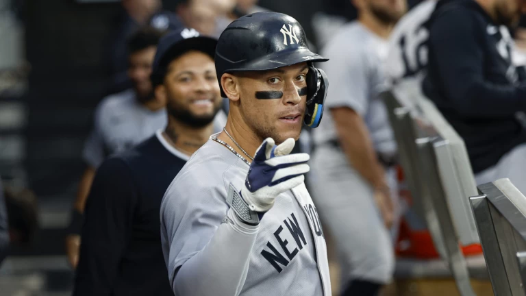 MLB: Top 7 Outfielders in Baseball - No. 7 Will Surprise You