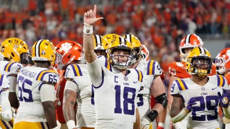 ESPN Projects 12-Team College Football Playoff Bracket After Week 1