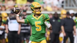 12-Team College Football Playoff Bracket Based on AP Poll
