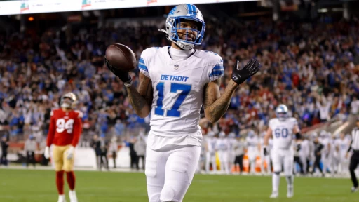 Predicting the Landing Spots for the Top 195 NFL Free Agents