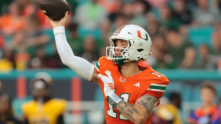 Watch Carson Beck’s 15 Straight Completions to Set Miami Record