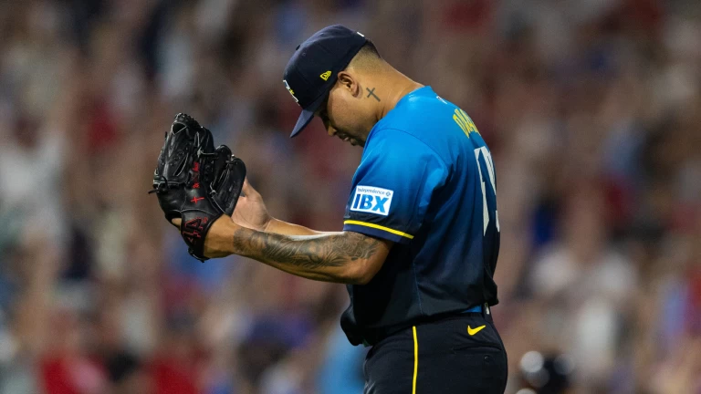MLB: Ranking The Top 7 Closers and Relief Pitchers Right Now