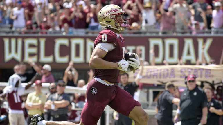 12-Team College Football Playoff Bracket Based on AP Poll