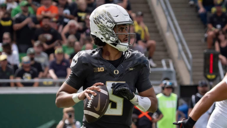College Football: Ranking All 18 Big Ten Quarterbacks by ESPN's QBR