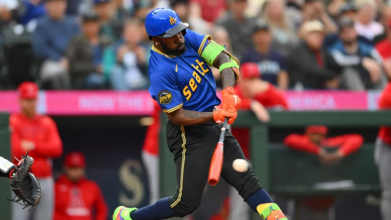MLB Playoff Magic and Tragic Numbers for All Teams With 5 Days Left
