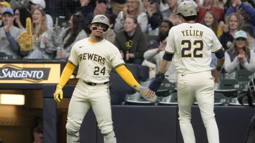 5 Most Dangerous Teams Entering the 2025 MLB Playoffs