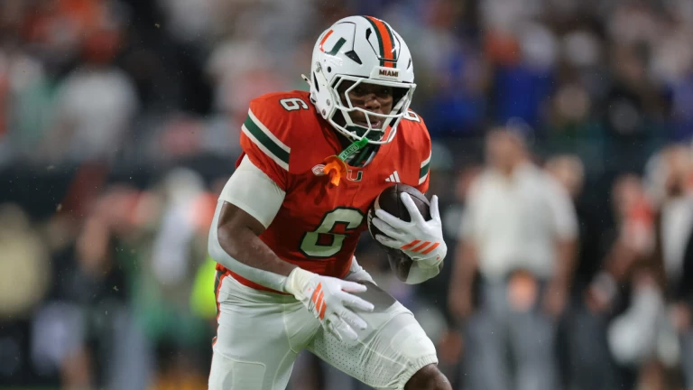 ESPN Ranks College Football's 20 Unbeaten Teams by Projected Wins
