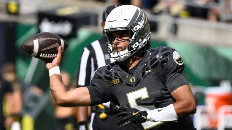 ESPN Ranks Top 24 Teams With Highest Chance to Make College Football Playoffs
