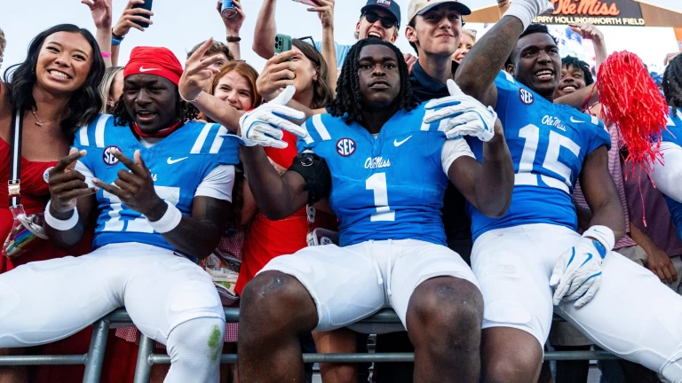 The 10 Biggest Favorites in College Football This Week (Top 25 Matchups)