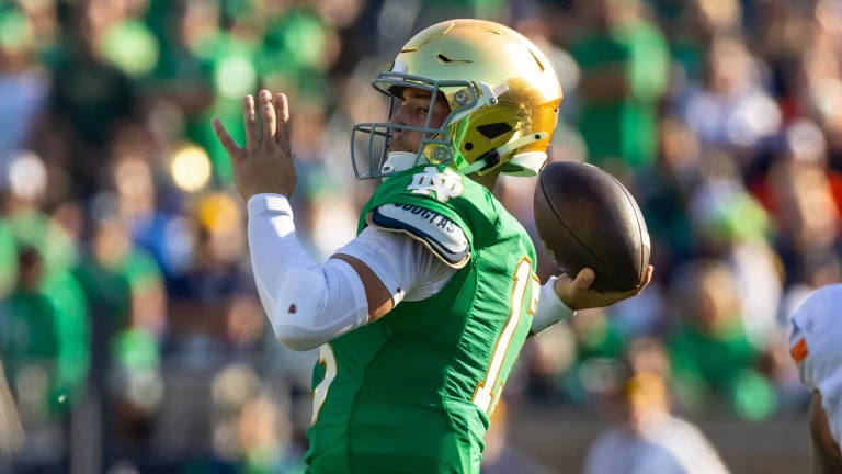 ESPN Ranks Top 10 Freshmen Quarterbacks in College Football