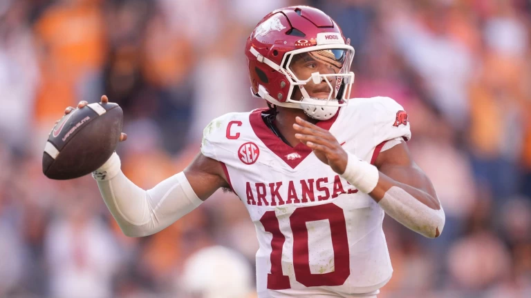 Top 60 Power Four Quarterbacks: Full Rankings With Week 7 QBR