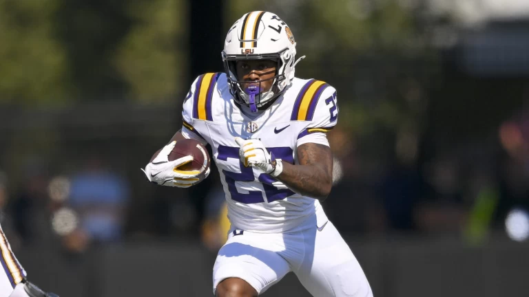 2025 SEC Bowl Projections Into Week 9 of the College Football Season