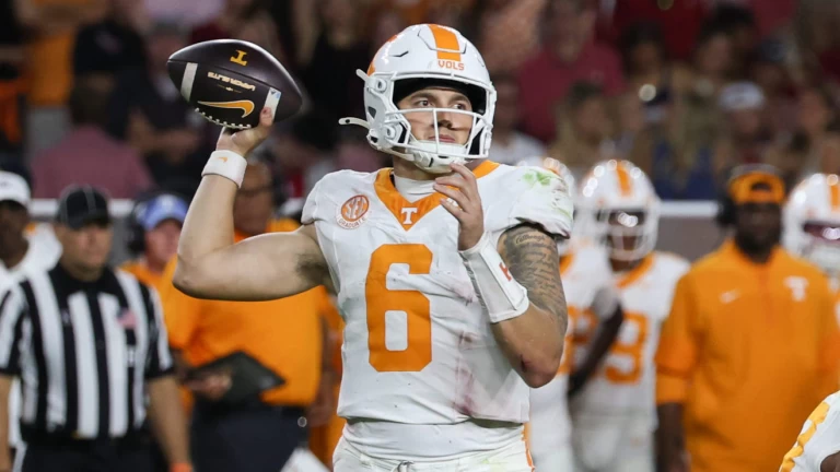 ESPN Ranks College Football's 28 2-Loss Teams by Remaining Strength of Schedule