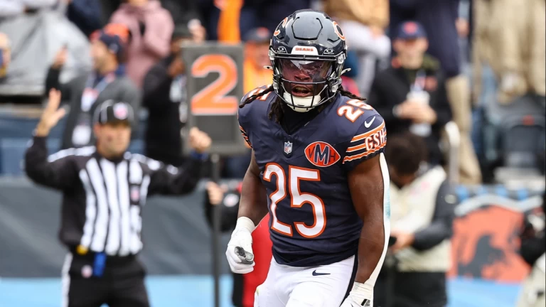 Top Fantasy Football Waiver Wire Picks Under 40% Owned This Week