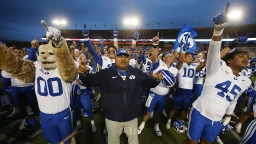 Predicting the 1st Loss for All 6 Undefeated College Football Teams