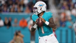 Miami Dolphins Fantasy Football Outlook: Rebuild or Retain Strategy?
