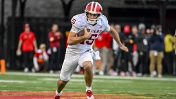 College Football: All 18 Big Ten Quarterbacks Ranked by ESPN's QBR