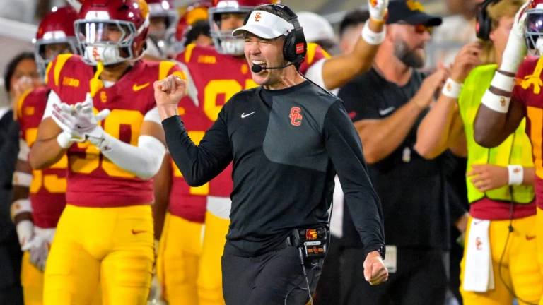 Rivals Ranks Top 10 CFB Teams by Highest Percentage of 2026 Blue-Chip Commits