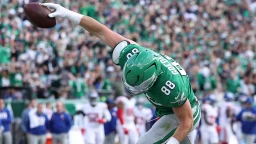 NFL Week 10 MNF: Who’s Scoring Tonight? Best Anytime TD Picks for Eagles vs Packers