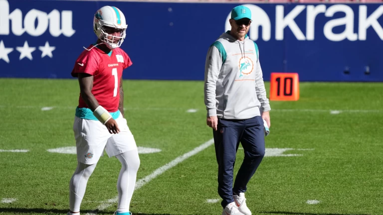 NFL Week 11 Preview: Commanders, Dolphins, Fantasy Insights