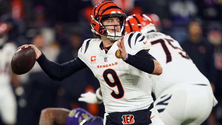 Power Ranking the Top 10 Quarterbacks in the NFL Right Now Entering Week 14