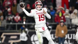 College Football: All 16 Qualifying Big Ten QBs Ranked by ESPN's QBR | Final Regular Season Numbers