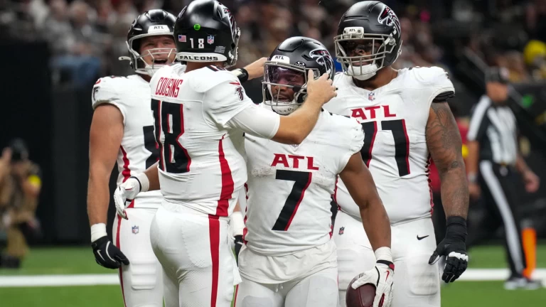 Predicting Every NFL Week 15 Game With Score Projections