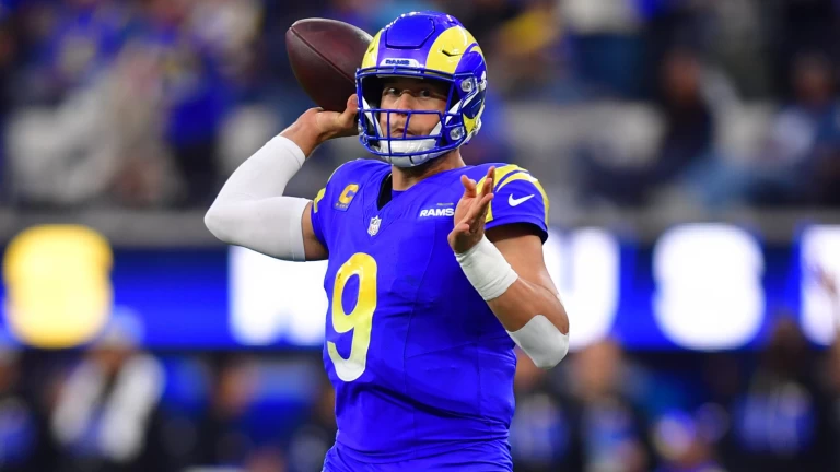 Power Ranking the Top 10 NFL Quarterbacks Right Now Heading Into Week 16