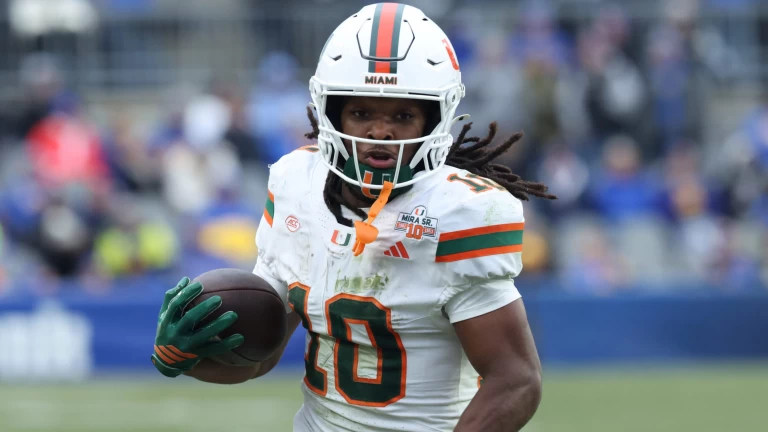 College Football Bowl Games This Week: Best Bets and Predictions