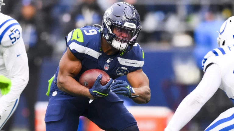 Predicting Every NFL Week 16 Game With Score Projections