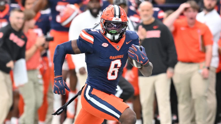 Top 12 Players Who Entered the College Football Transfer Portal on Tuesday