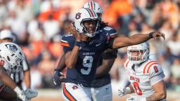 Top 12 Players Who Entered the College Football Transfer Portal on Tuesday