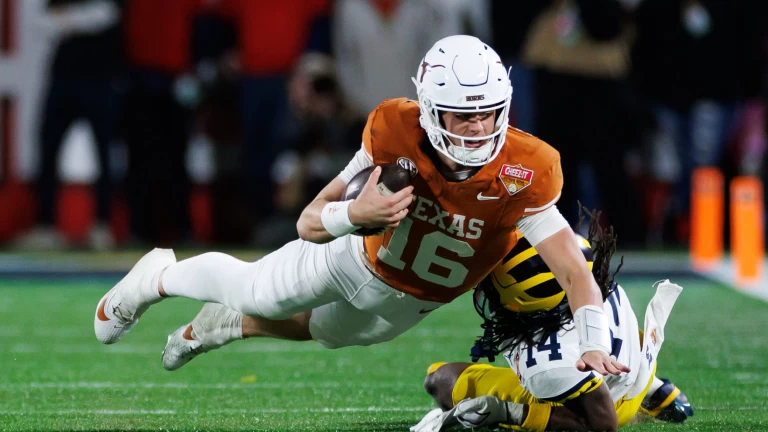 Top 40 Power Four College Football Quarterbacks Right Now