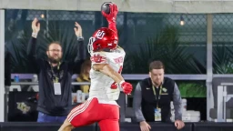 Top 12 Players Who Committed in the College Football Transfer Portal on Tuesday