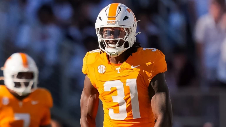 12 College Football Stars Who Just Rocked the Transfer Portal (Thursday Commitments)