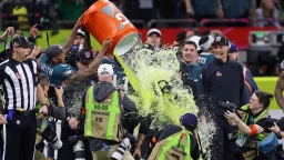 Super Bowl Novelty Props: Why "Heads" and Yellow Gatorade Lead the Way