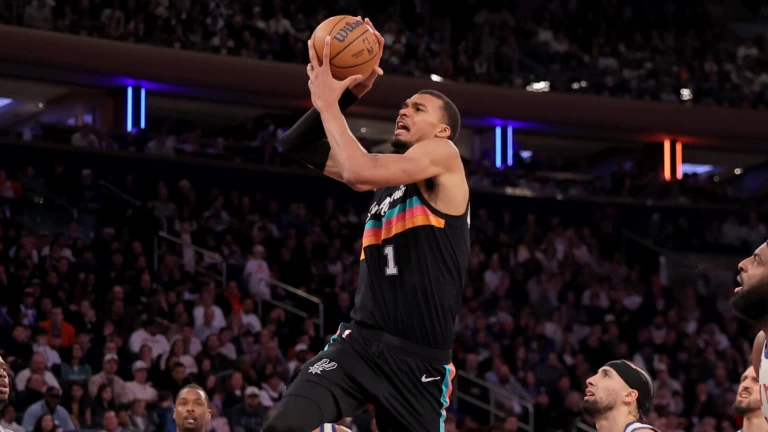 Best NBA Bets Tuesday, March 3: Trends, Predictions & Picks for Tonight Latest Video Thumbnail