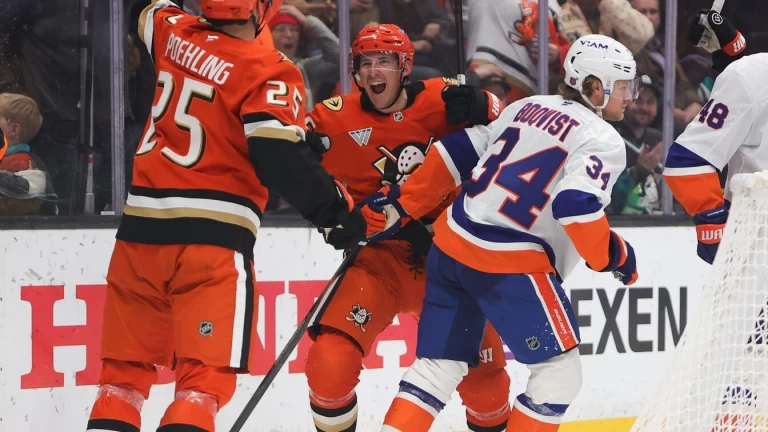 Frank Vatrano Makes Emotional, Goal-Scoring Return as Ducks Shuffle Injury Roster