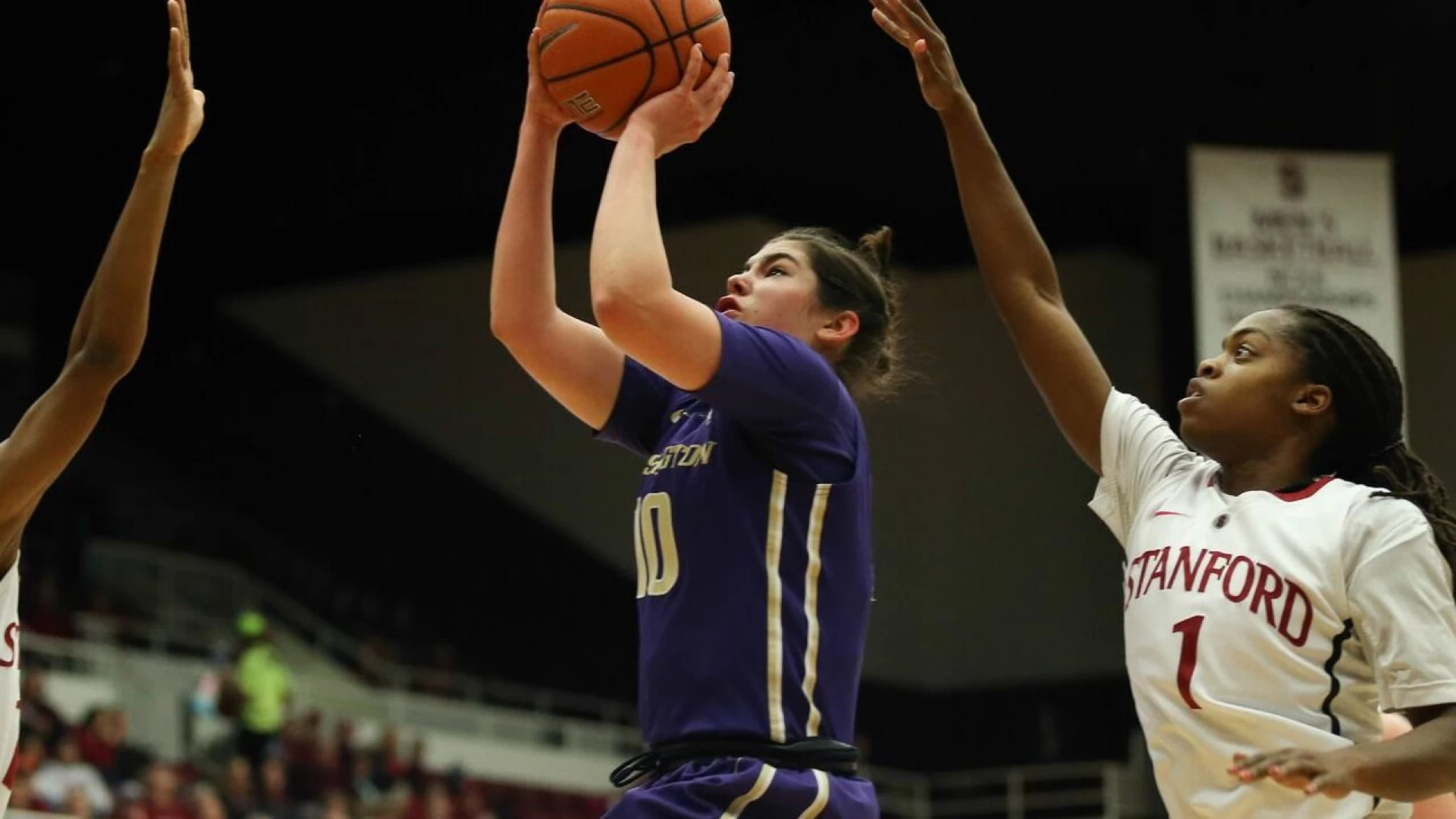 Wooden Award Flashback: Kelsey Plum’s Historic Scoring Legacy Still Defines Greatness in Women’s College Basketball