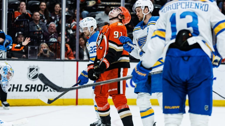Ducks stifled by St. Louis, shut out to end successful home stretch