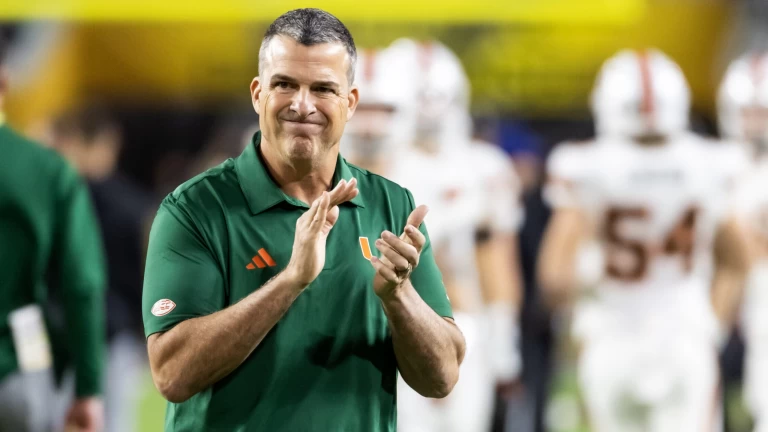 2026 College Football Way-Too-Early Top 25: 3 B1G & 2 SEC Team in Top 5