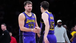 Lakers Aim for 4th Straight Win as Luka Dončić, Austin Reaves Lead Surge vs Bulls